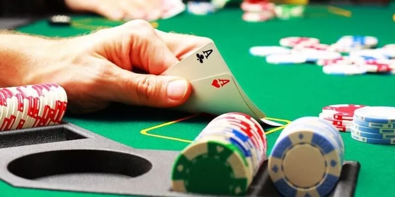 Sai lầm thường gặp khi bluff là gì trong Live Casino